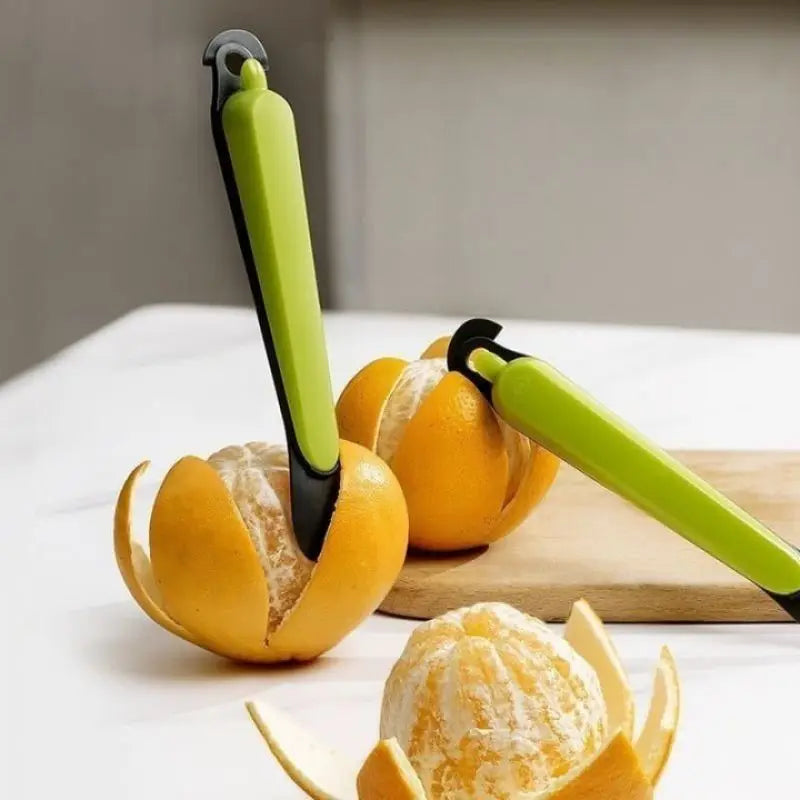 Multifunctional Fruit Peeling Tool