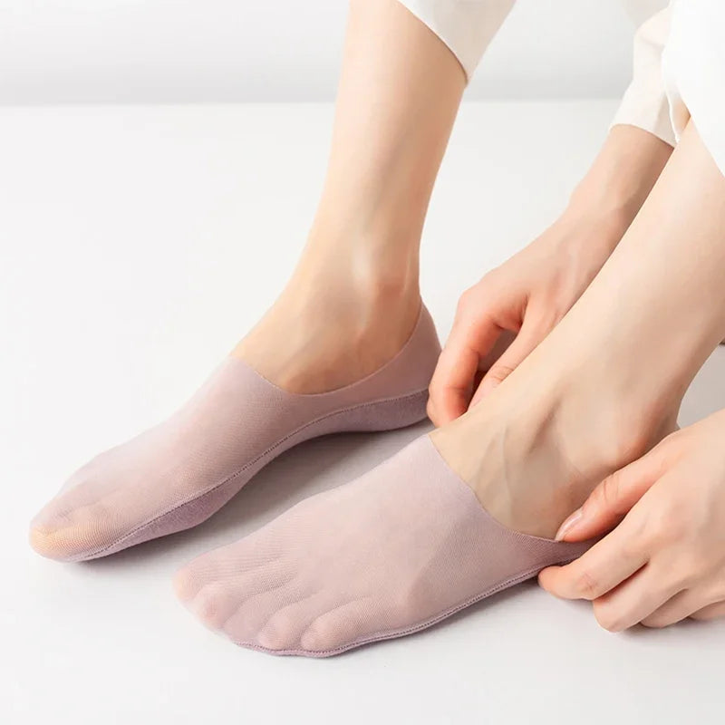 Ultra-thin no-show sock